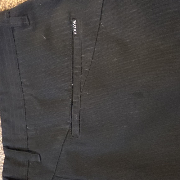 Men's Volcom Shorts - Picture 8 of 9